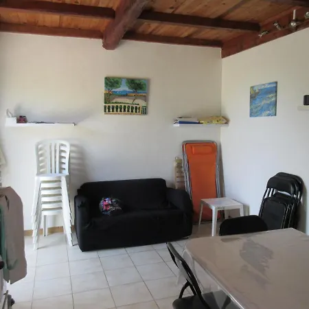 Apart Climatise T3 St Pierre La Mer 1 Er Etage, 4 Pers Fleury  Exterior photo