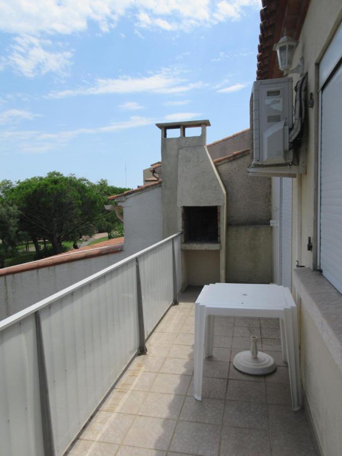 Climatise T3 St Pierre La 1 Er Etage, 4 Pers Apartment